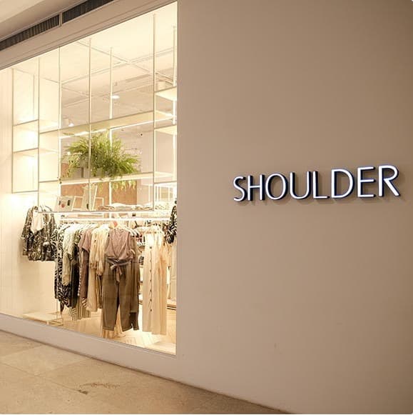 shoulder